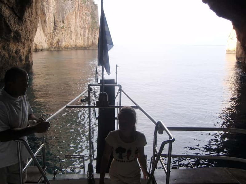 From Corfu: Blue caves & Paxos, Antipaxos island cruise - The forty-minute swim at Antipaxos