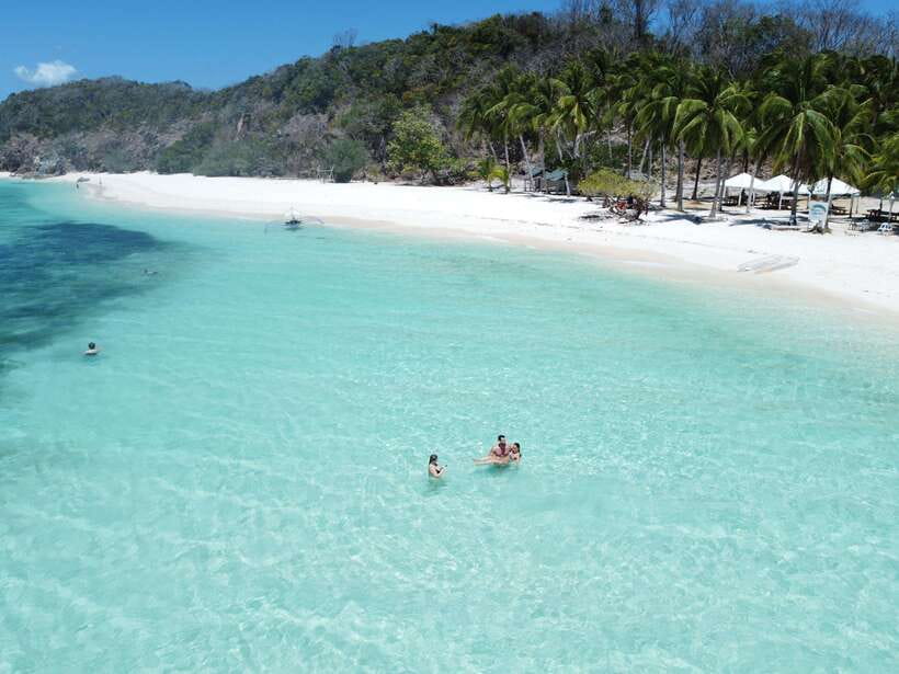 From Coron Town: Beaches and Islands Boat Tour with Lunch - Why this Coron island trip works