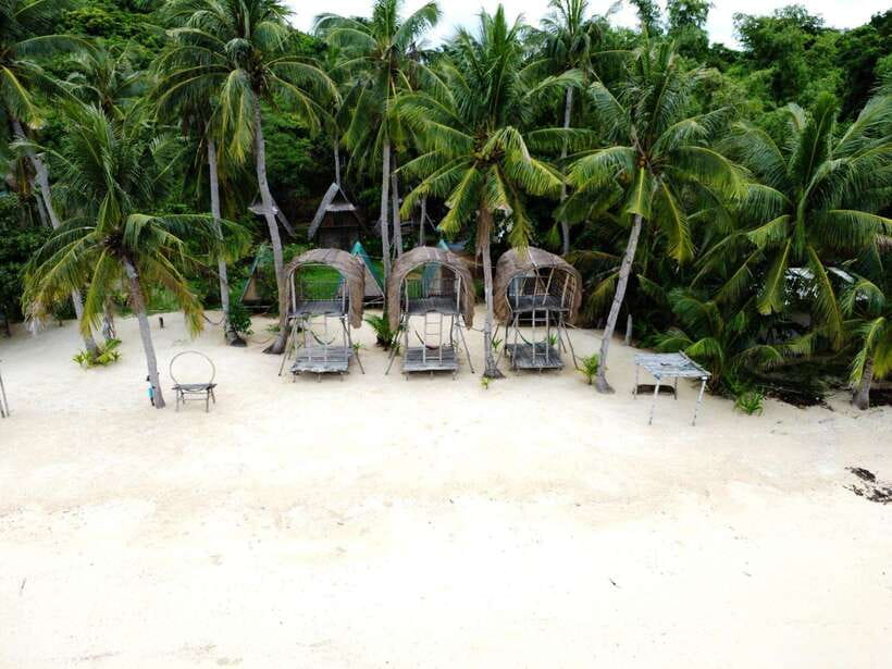 From Coron Town: Beaches and Islands Boat Tour with Lunch - Malcapuya’s long white beach