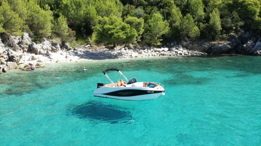 From Dubrovnik: 4-hour Elafiti Islands Private Boat Tour - Choosing between a cove, a cave, and a cliff jump
