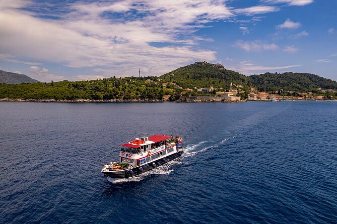 From Dubrovnik: Premium Three Island Cruise with lunch and drinks - Lopud gives you three hours to set the pace