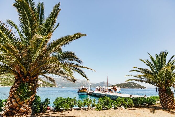 From Dubrovnik: Premium Three Island Cruise with lunch and drinks - Koločep ends the day with a swim-friendly pause