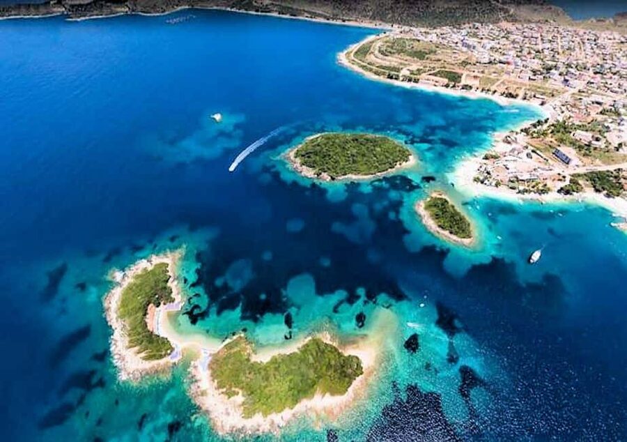 From Durres: Saranda, Blue Eye, Ksamil Islands Boat Tour - Key points to know before booking