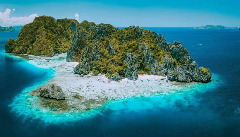 From El Nido: Island, Lagoons, and Beaches Boat Tour - Small Lagoon: the main two-hour stop