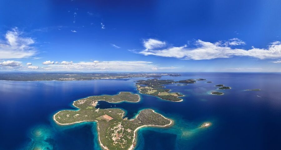 From Fažana: Private boat tour of Brijuni Islands - Kozada, the quiet first stop
