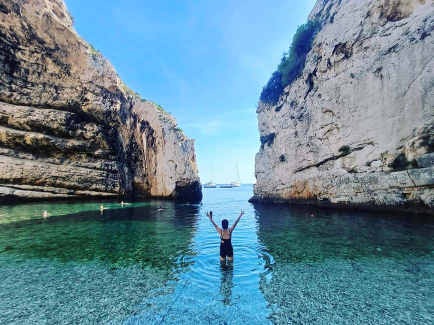 From Hvar: Blue Cave and 5 Islands Boat Tour - Stiniva Cove rewards the boat ride