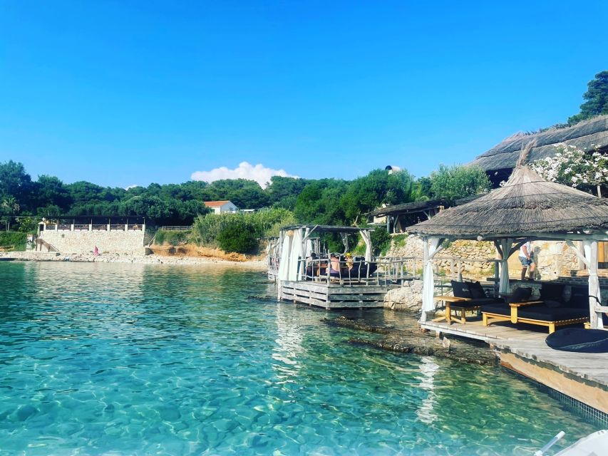 From Hvar: Blue Cave and 5 Islands Boat Tour - Meeting point and practical planning