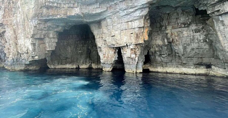 From Hvar: Blue Cave, Green Cave & 5 Islands Speedboat Tour - Budikovac and the Blue Lagoon