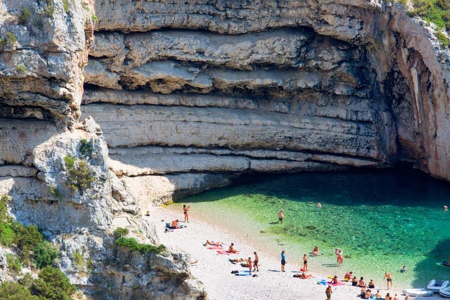 From Hvar: Blue Cave, Green Cave & 5 Islands Speedboat Tour - Pakleni Islands and Palmižana