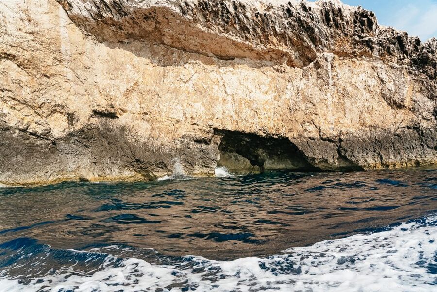 From Hvar: Vis Island and Blue Cave Speedboat Tour - Stiniva Beach and its steep cliffs