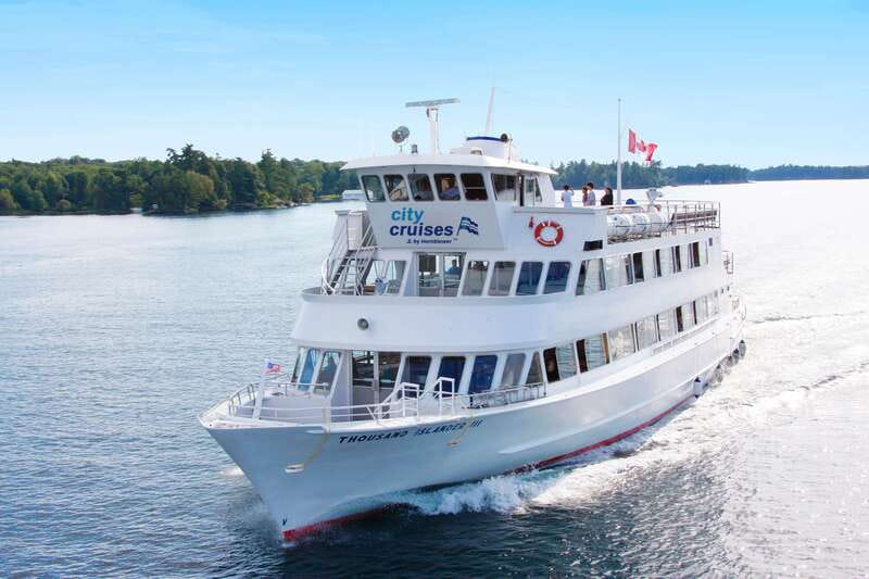 From Ivy Lea: 1000 Islands Boldt Castle Scenic Cruise - Leaving Ivy Lea and getting settled onboard