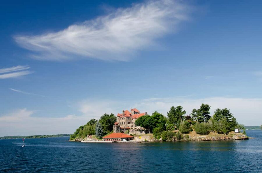 From Ivy Lea: 2-Hour Two Castle 1000 Islands Scenic Cruise - What the Ivy Lea Departure Gets Right