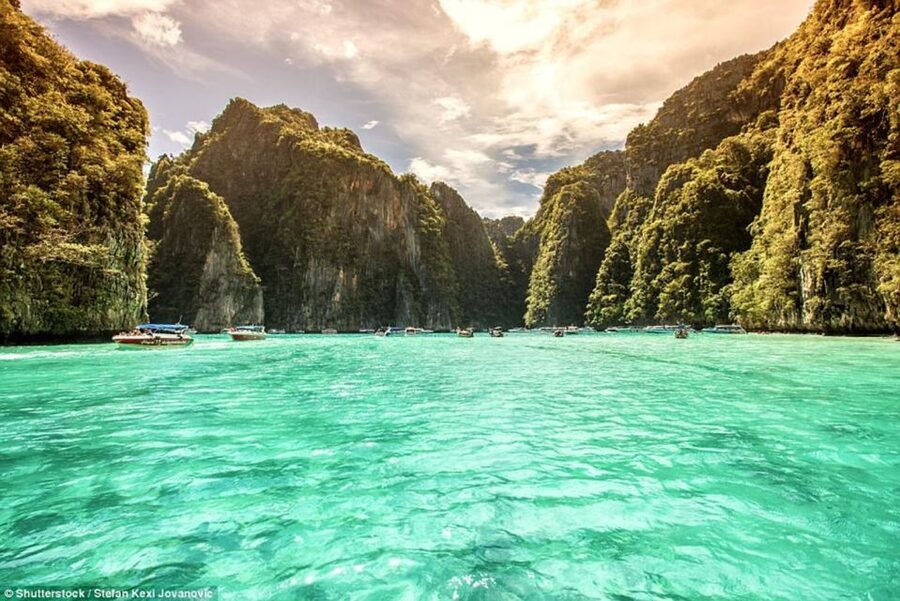 From Krabi: Phi Phi Island Full-Day Private Speed Boat Tour - Crew service and the human side of the trip