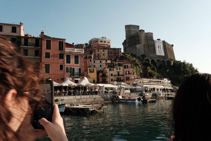 From La Spezia: Portovenere and 3 Islands Boat Trip - Entering Portovenere through Le Bocche
