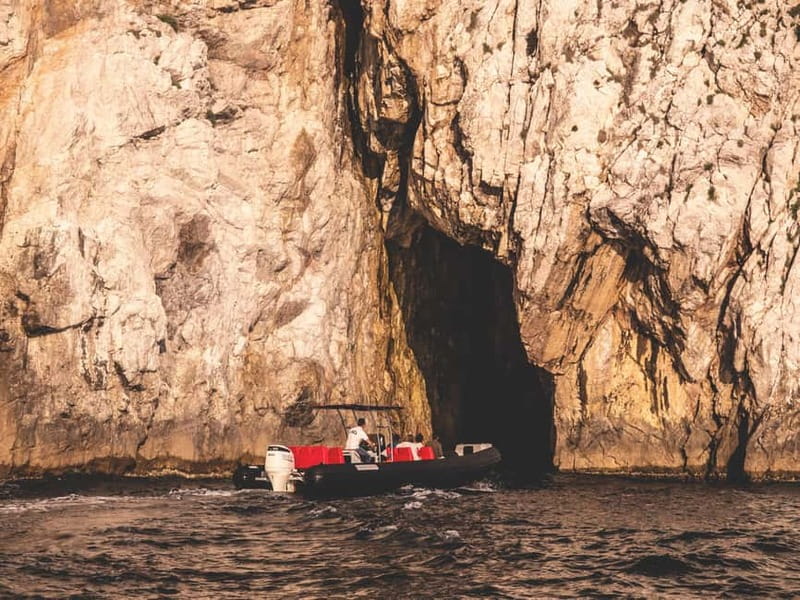 From La Spezia: Portovenere Islands Golden Hour Boat Tour - Why the Gulf of Poets looks best from a boat