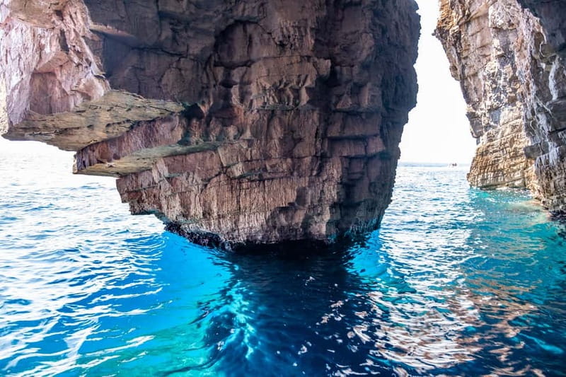 From Milna or Supetar: Magical Blue Cave Island Hopping - Key points to know before booking