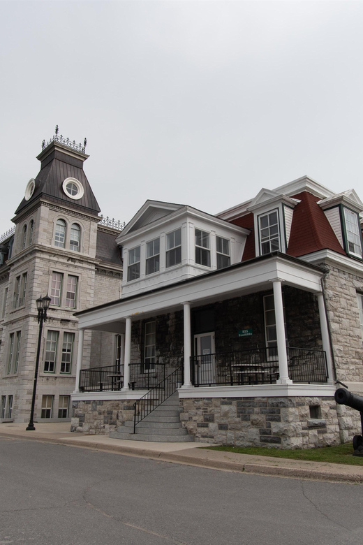 From Montreal: Kingston City Day Trip & 1000 Island Cruise - Queen’s University and the Royal Military College