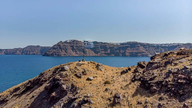 From Old Port:Volcanic Islands Boat Trip & Hot Spring Visit - Who should book this Santorini boat trip?