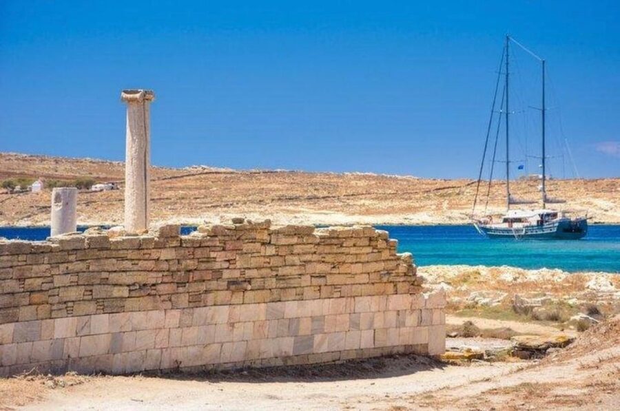 From Paros: Paros Island Bus Tour and Boat Trip to Antiparos - Seeing Aliki and Dryo from the southern route