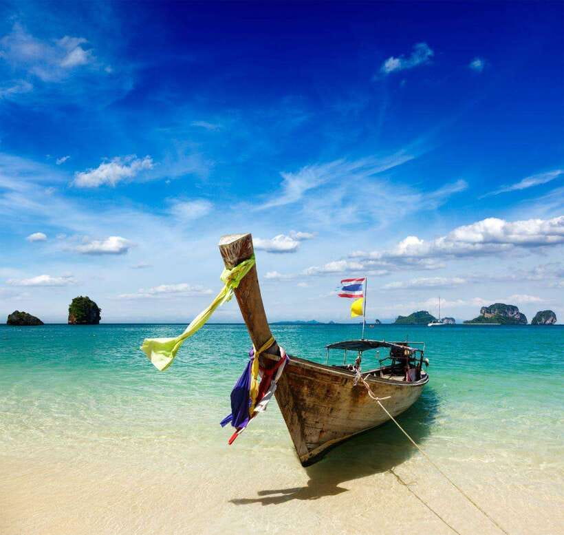 From Phi Phi islands: Phi Phi, Maya Area by longtail Boat - Why this four-hour boat trip works