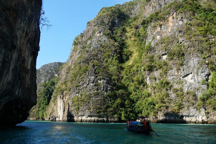 From Phuket: Phi Phi Islands Speedboat Trip & Lunch - Who will enjoy this Phi Phi day trip?