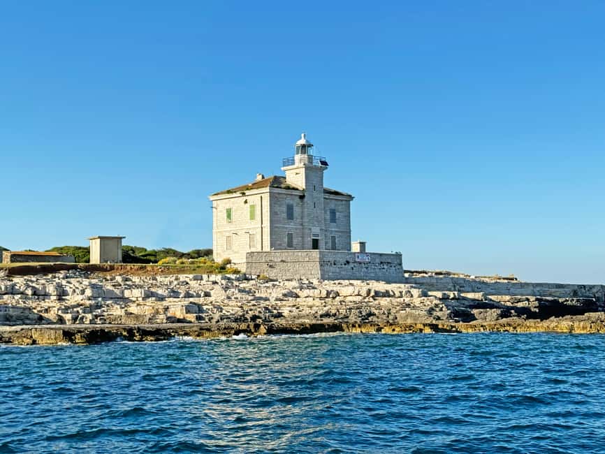 From Pula: Rovinj & NP Brijuni cruise with Red Island visit - Red Island for swimming and free time