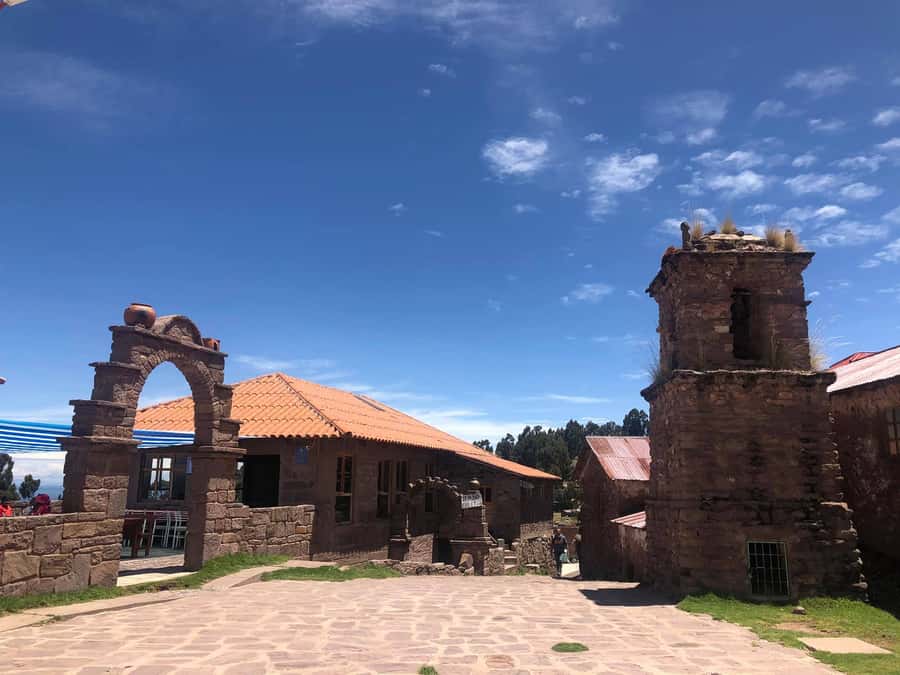 From Puno: Uros Islands and Taquile by Fast Boat with Lunch - Who will enjoy this trip most