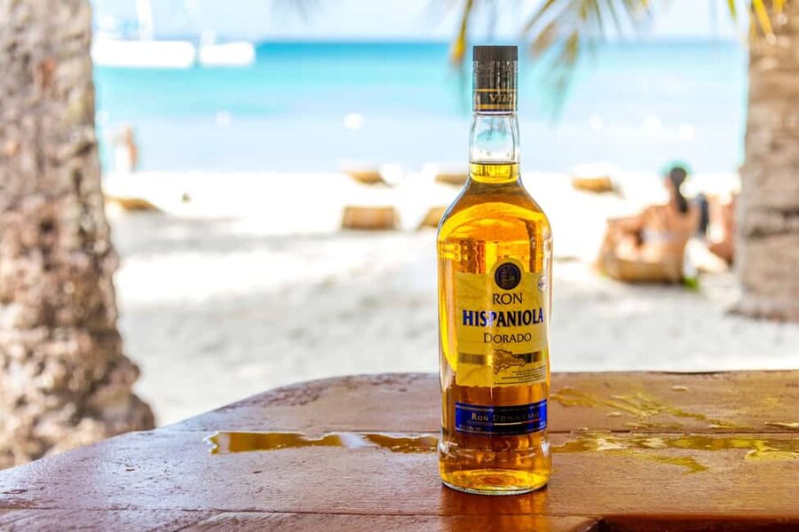From Punta Cana: Saona Island Cruise with Private Beach - Lunch beside the sand