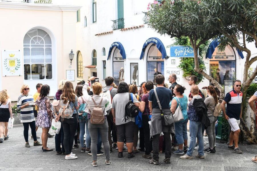 From Rome: Capri and Anacapri Guided Tour and Island Cruise - Free time in Capri for lunch and shopping