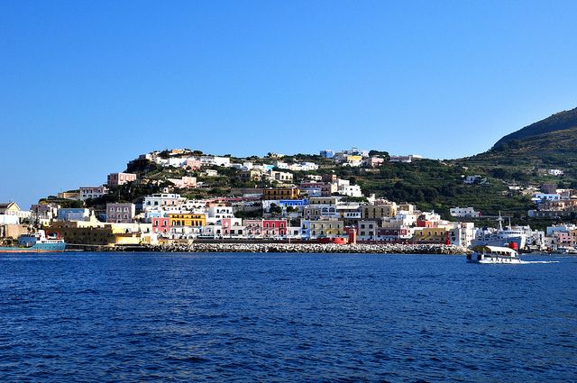 From Rome: Ponza Island Day Trip with Boat Excursion - The captain’s pasta lunch on deck