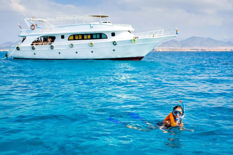 From Sharm: Ras Muhammed & White Island By Boat & intro Dive - Extra charges for scuba time and photographs