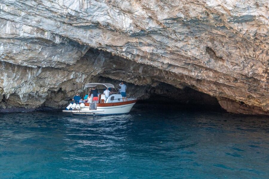 From Sorrento: Capri Island Day Trip with Boat Cruise - Key points at a glance