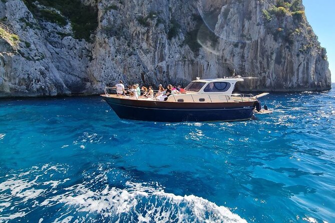 From Sorrento or Positano: Capri Island Private Boat VIP Tour - Three hours on Capri, or stay on the boat?