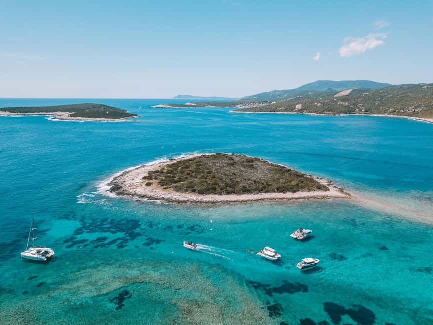 From Split: Blue Cave & 5 Islands Amazing Speedboat Tour - Stiniva Cove and the cliffs of Vis