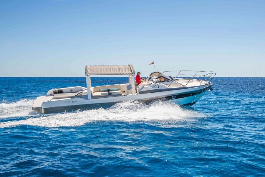 From Split: Blue Cave & 5 Islands with Vis & Hvar Boat Tour - Komiža, where island life feels close