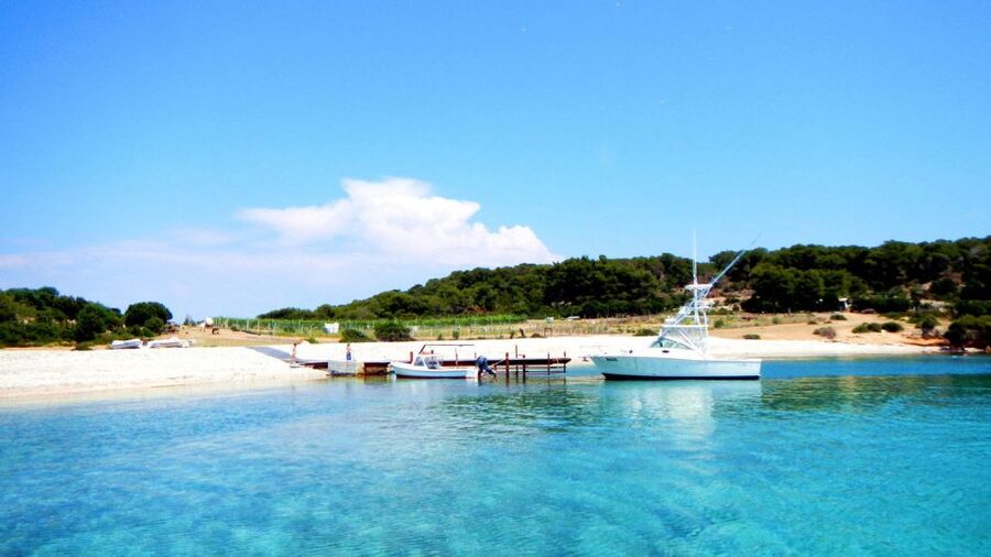 From Split: Blue Cave and 5 islands-Day Tour - The speedboat crossings shape the whole day