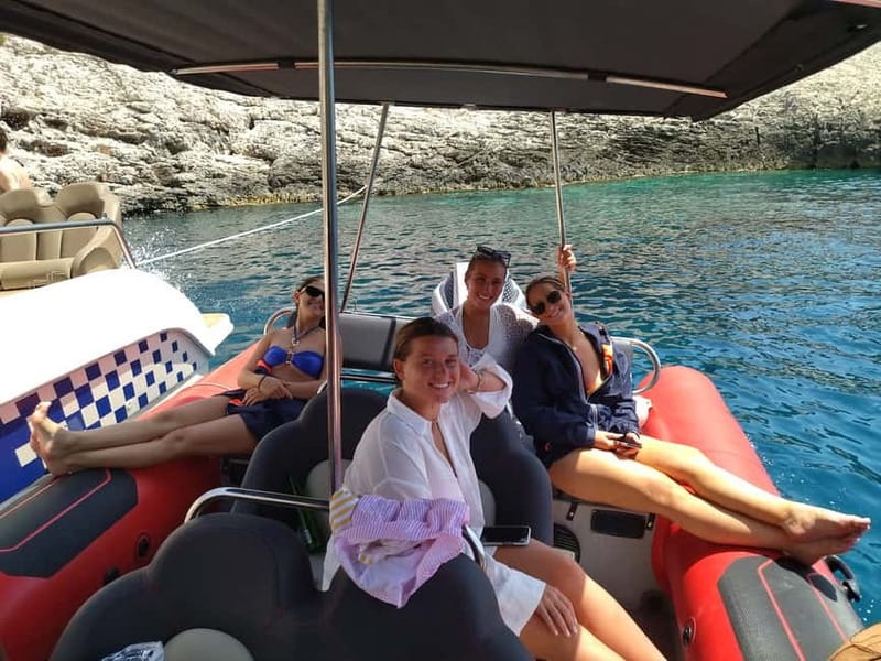 From Split: Blue Cave, Hvar, Mamma Mia, 5 Islands boat Tour - What happens when weather changes