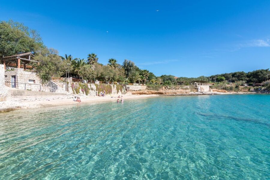 From Split, Croatia: Blue Cave & Hvar 5 Islands tour - Practical advice for an 11-hour day