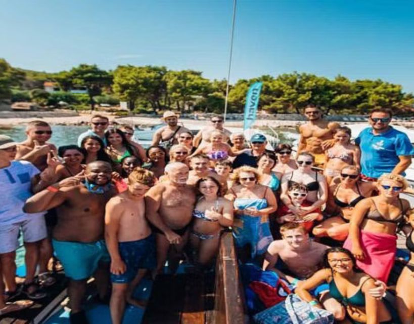 From Split: Islands & Blue Lagoon Cruise with Lunch & Drinks - Boarding at Split’s harbor