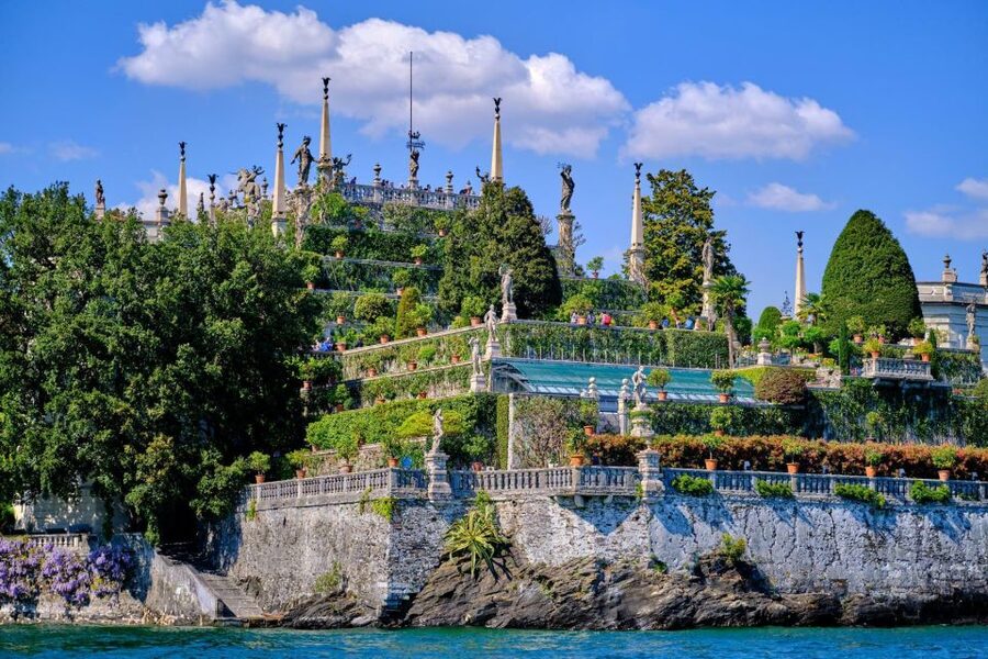 From Stresa: 3 Borromean Islands Private Boat Tour - How the boat service works between stops