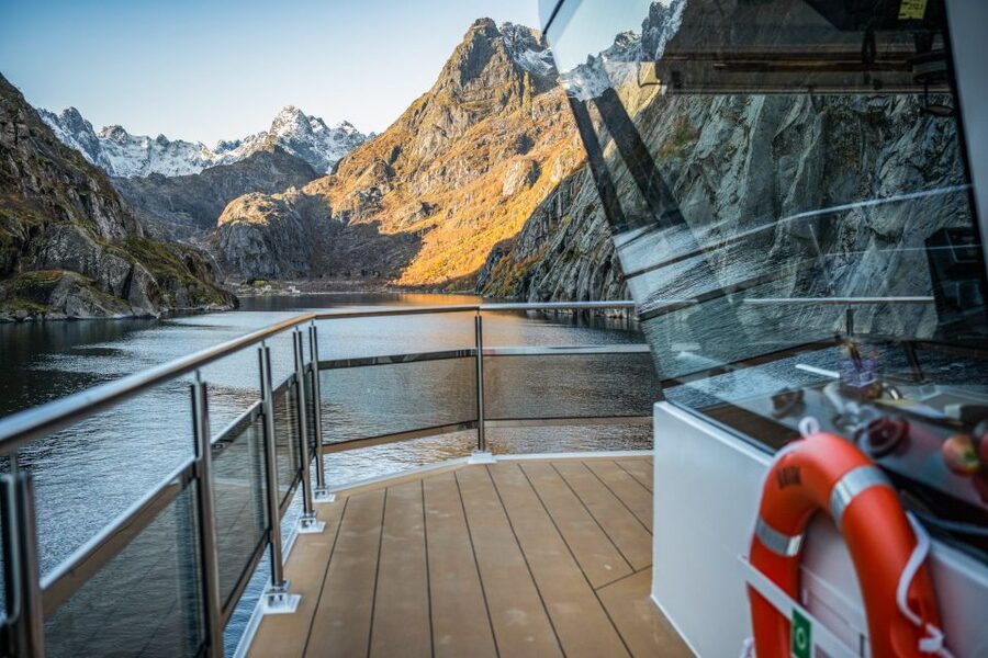 From Svolvær: Lofoten Islands Silent Trollfjord Cruise - Who should book the silent Trollfjord cruise