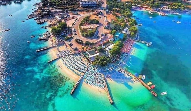 From Tirana: Saranda, Blue Eye, Ksamil Islands Boat Tour - Why the Blue Eye stop needs realistic expectations