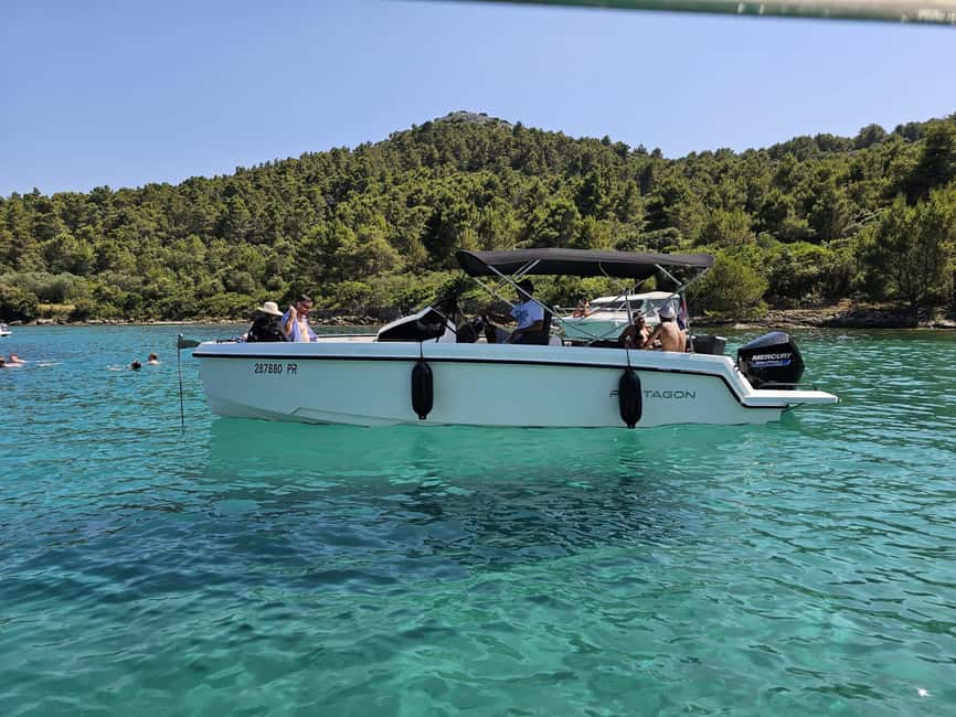 From Zadar: Islands Boat Tour with Drinks - Galavec, also called Školji