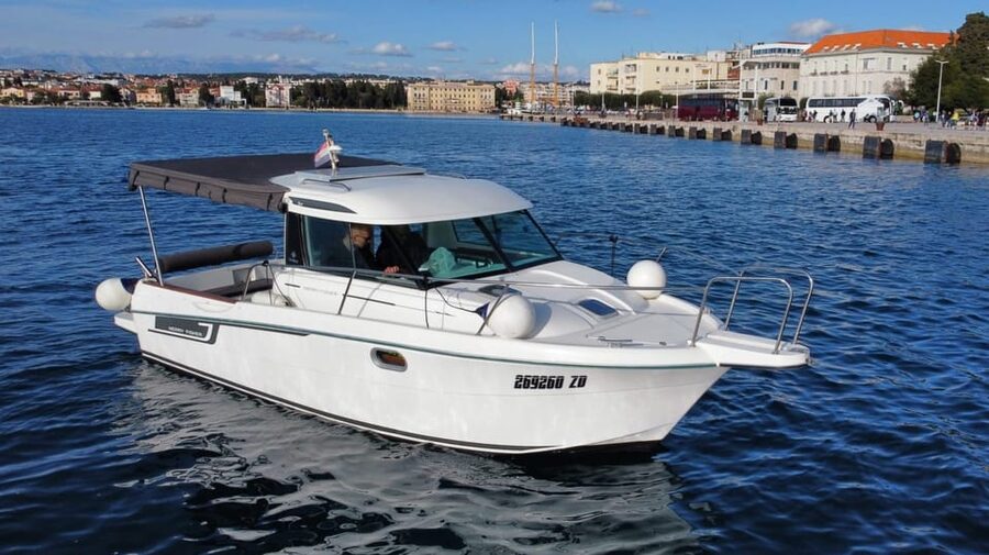From Zadar: Islands Boat Tour with Drinks - Who will enjoy it most