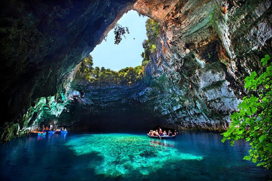From Zakynthos: Kefalonia Island Full Day Tour by Bus & Boat - Why this day trip works from Zakynthos