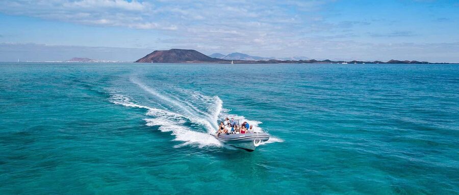 Fuerteventura: Lobos Island Round-Trip Speedboat Ticket - The quick crossing from Corralejo