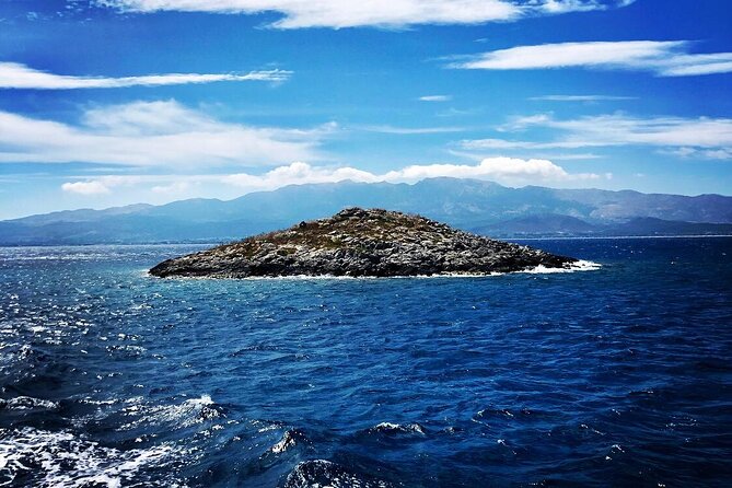 Full Day Boat Cruise to 3 Islands with optional pickup - Dolphins are a welcome extra, not a promise