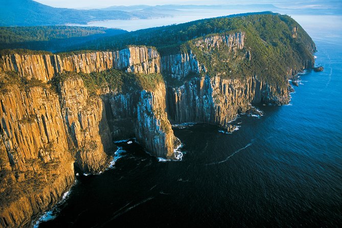 Full-Day Bruny Island Cruises Day Tour from Hobart - The Neck, Adventure Bay and Bruny Island by road