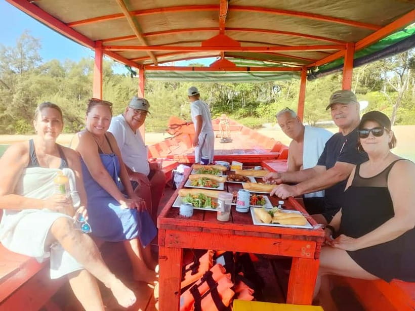 Full Day City Tour with A Boat Trip to 2 Islands - How private is the boat trip?