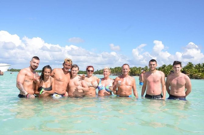 Full-Day Cruise to Saona Island - Natural pool and lunch - Playa Palmilla’s knee-deep natural pool
